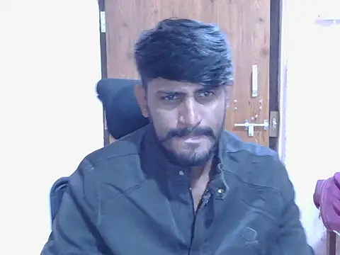 Snapshot of krishjaat43 chatting on November 26, 8:04 am krishjaat43 online show from November 26, 8:04 am