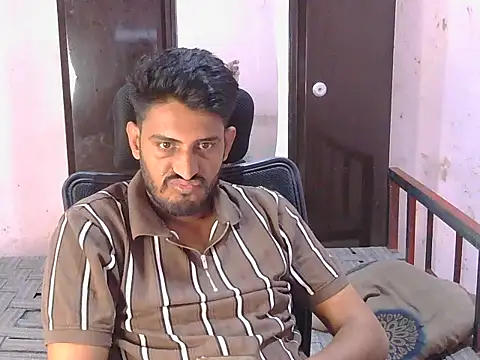 krishjaat43 online show from April 27, 1:31 pm