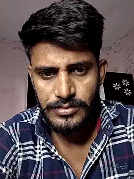 Snapshot of krishjaat43 chatting on May 7, 3:34 am krishjaat43 online show from May 7, 3:34 am