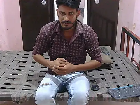 Snapshot of krishjaat43 chatting on May 11, 5:43 pm krishjaat43 online show from May 11, 5:43 pm