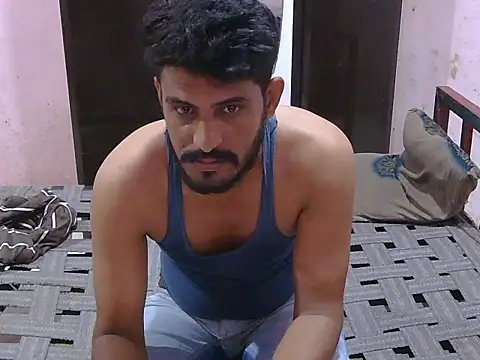 Snapshot of krishjaat43 chatting on May 16, 10:36 am krishjaat43 online show from May 16, 10:36 am