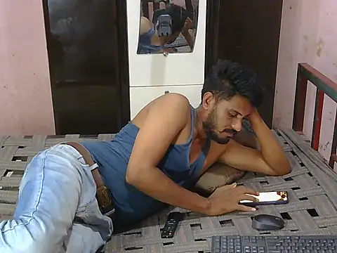 Snapshot of krishjaat43 chatting on May 17, 7:21 pm krishjaat43 online show from May 17, 7:21 pm