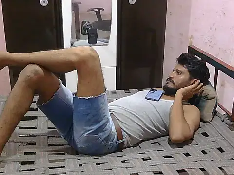 Snapshot of krishjaat43 chatting on June 12, 5:34 pm krishjaat43 online show from June 12, 5:34 pm