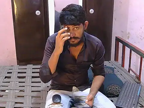 Snapshot of krishjaat43 chatting on June 16, 7:00 am krishjaat43 online show from June 16, 7:00 am
