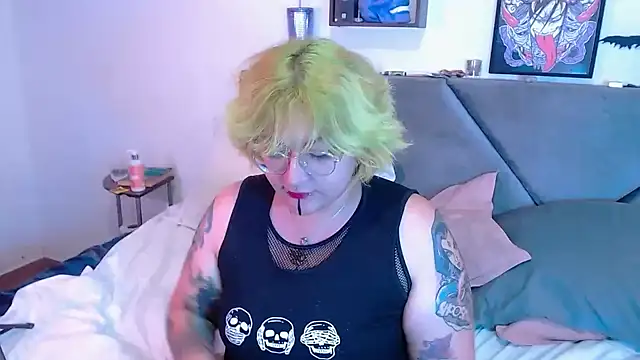 XxGreenGoodxX online show from February 2, 6:50 pm