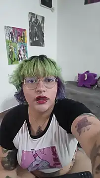 XxGreenGoodxX online show from May 6, 8:36 pm