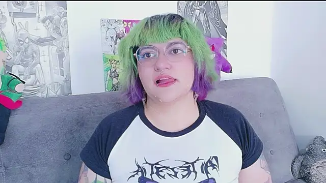 XxGreenGoodxX online show from June 9, 5:35 pm