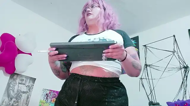 XxGreenGoodxX online show from July 8, 6:56 pm