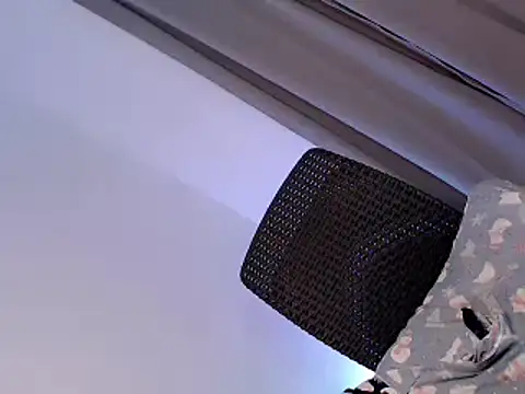 Snapshot of Miss_Heather chatting on October 15, 11:32 am Miss Heather online show from October 15, 11:32 am