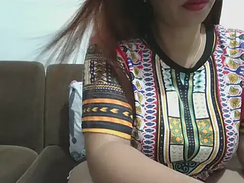 SeksiEstella online show from December 18, 9:21 pm