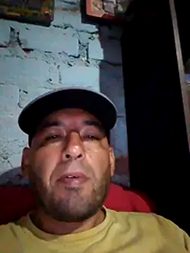 Snapshot of Lujor chatting on May 13, 1:14 am Lujor online show from May 13, 1:14 am