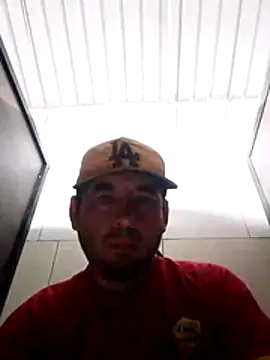 Snapshot of Lujor chatting on July 19, 6:44 pm Lujor online show from July 19, 6:44 pm