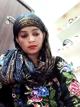 Snapshot of Chhaya_hot chatting on October 5, 11:41 am Chhaya hot online show from October 5, 11:41 am