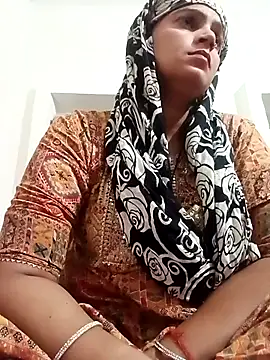 Snapshot of Chhaya_hot chatting on November 5, 12:10 am Chhaya hot online show from November 5, 12:10 am