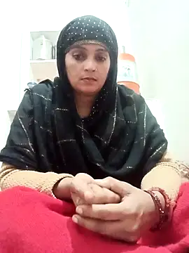 Snapshot of Chhaya_hot chatting on December 2, 6:25 pm Chhaya hot online show from December 2, 6:25 pm