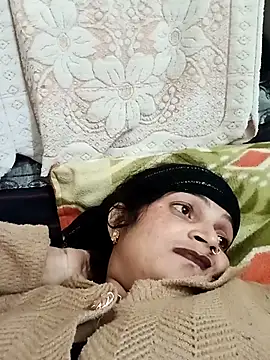 Snapshot of Chhaya_hot chatting on December 3, 6:32 am Chhaya hot online show from December 3, 6:32 am