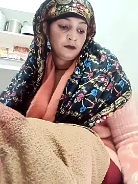 Snapshot of Chhaya_hot chatting on December 3, 10:30 pm Chhaya hot online show from December 3, 10:30 pm