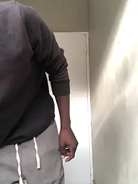 Snapshot of cuminsidebby chatting on October 31, 5:08 am cuminsidebby online show from October 31, 5:08 am