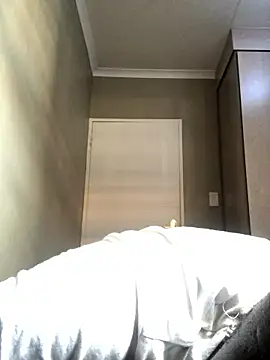 cuminsidebby online show from January 16, 8:51 am