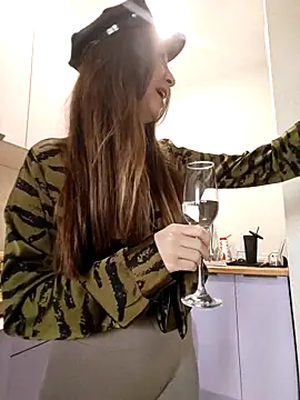 Snapshot of yourfavpsy_ chatting on October 30, 1:23 pm yourfavpsy online show from October 30, 1:23 pm