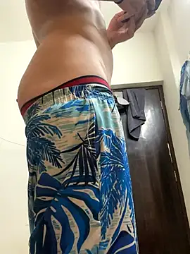 Snapshot of FitNhot_sam chatting on September 30, 4:56 pm FitNhot sam online show from September 30, 4:56 pm