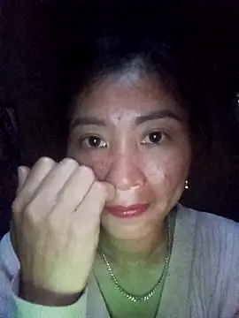 Snapshot of Phuongphuongg chatting on October 6, 10:34 am Phuongphuongg online show from October 6, 10:34 am