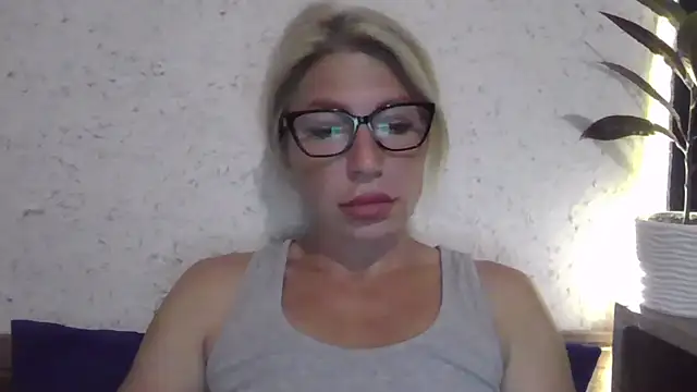 fox red lady7 online show from September 16, 7:26 pm