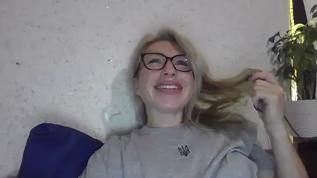 fox red lady7 online show from October 24, 3:52 pm