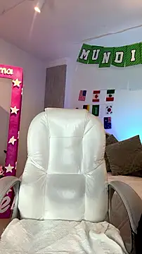 LUNAA    online show from July 14, 3:22 am