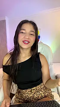 LUNAA    online show from July 21, 3:20 am