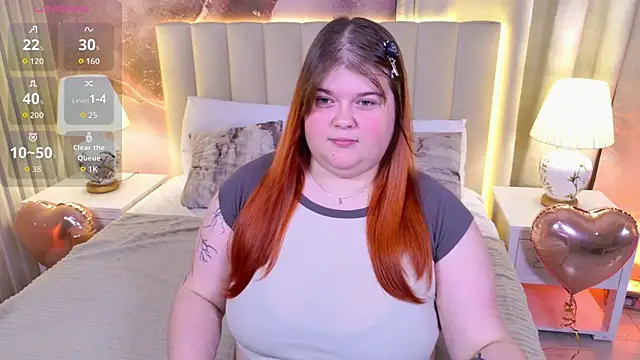 Snapshot of Mia_Ray chatting on July 10, 6:32 pm Mia Ray online show from July 10, 6:32 pm
