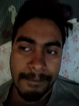 Snapshot of Rohit4500 chatting on December 5, 2:09 am Rohit4500 online show from December 5, 2:09 am