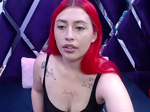 Snapshot of Melody_Klum_ chatting on October 10, 1:54 pm Melody Klum online show from October 10, 1:54 pm