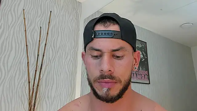 dylan jacobx online show from July 16, 7:31 pm