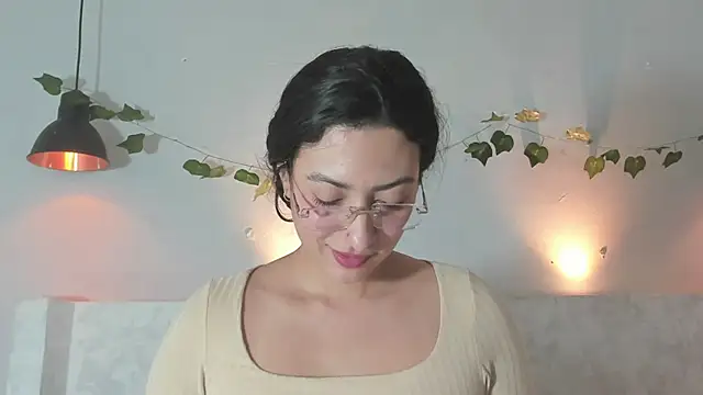 victoria flores1 online show from November 30, 12:03 am