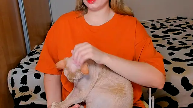 Snapshot of just_fucked777 chatting on September 17, 8:21 pm just fucked777 online show from September 17, 8:21 pm