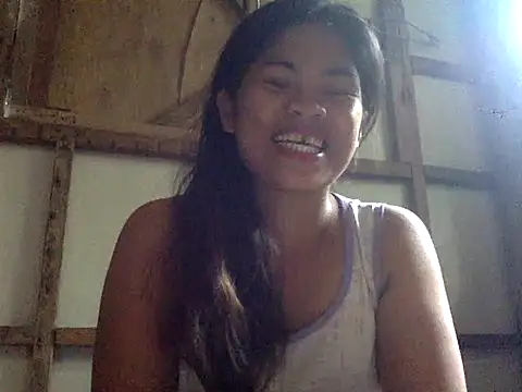 Snapshot of precious_lyn chatting on June 20, 6:05 am precious lyn online show from June 20, 6:05 am