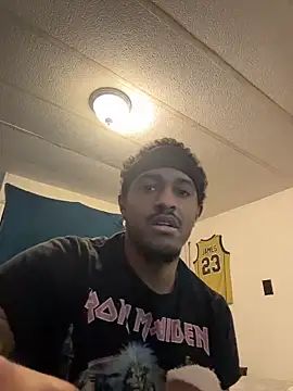 tyrek5051 online show from December 1, 3:39 pm