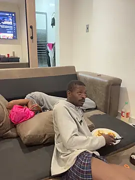 Snapshot of AllDayBbC chatting on October 25, 9:09 pm AllDayBbC online show from October 25, 9:09 pm