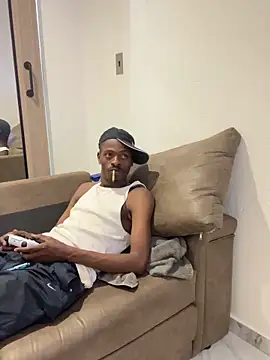 Snapshot of AllDayBbC chatting on November 13, 10:08 pm AllDayBbC online show from November 13, 10:08 pm