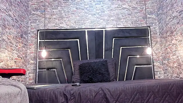 Snapshot of WILD_FIREE_ chatting on February 20, 7:58 pm WILD FIREE online show from February 20, 7:58 pm