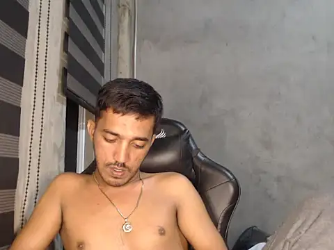 Snapshot of RowyCam chatting on September 9, 3:00 pm RowyCam online show from September 9, 3:00 pm