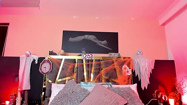 ScarletTorres online show from November 1, 1:57 pm