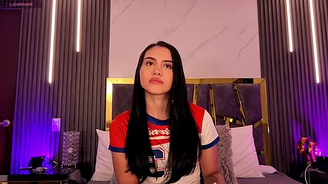 Snapshot of ScarletTorres chatting on April 15, 6:26 pm ScarletTorres online show from April 15, 6:26 pm