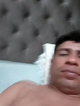 Snapshot of paulinhogostosinho chatting on November 4, 10:42 pm paulinhogostosinho online show from November 4, 10:42 pm