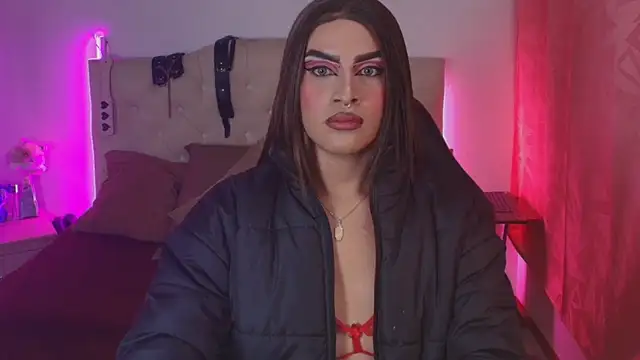 Snapshot of lailahdark chatting on November 15, 4:43 am lailahdark online show from November 15, 4:43 am