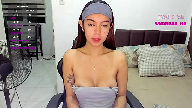 EmmaCoxxx24 online show from November 1, 10:17 am