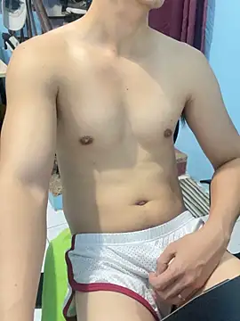 Snapshot of ieat_monsters chatting on October 29, 4:26 am ieat monsters online show from October 29, 4:26 am