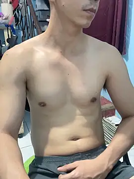 Snapshot of ieat_monsters chatting on December 2, 4:40 am ieat monsters online show from December 2, 4:40 am