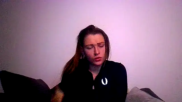 Snapshot of RUBY-ROSE-SWINGS chatting on October 25, 6:32 am RUBY-ROSE-SWINGS online show from October 25, 6:32 am